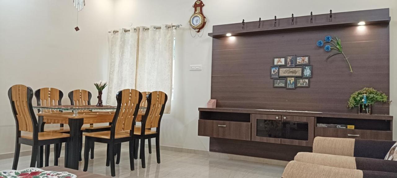 Shi'S Vilva - The Bungalow In Coimbatore - Near Airport, Kmch, Codesia Εξωτερικό φωτογραφία