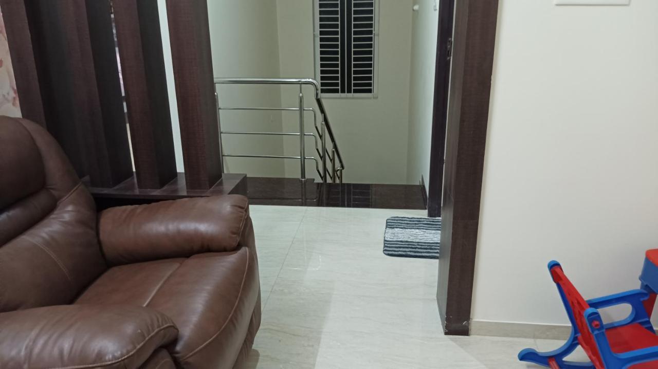 Shi'S Vilva - The Bungalow In Coimbatore - Near Airport, Kmch, Codesia Εξωτερικό φωτογραφία